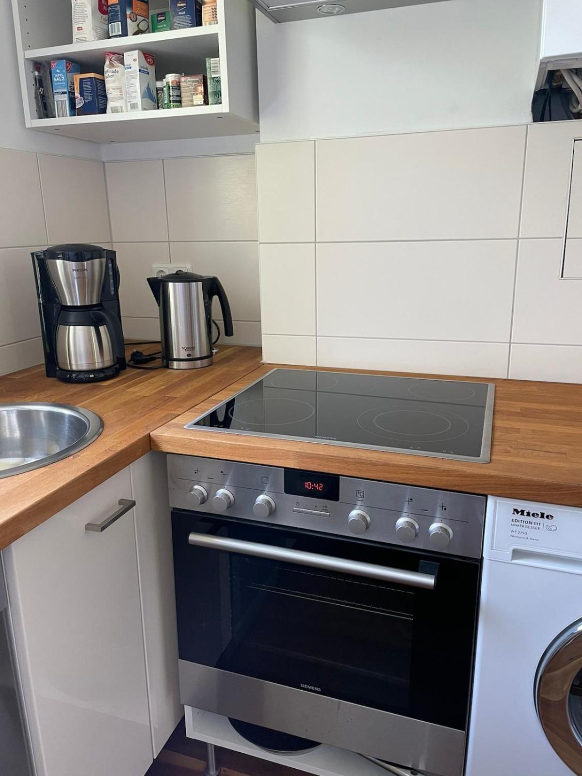 Modern And Cozy Apartment In Good Location Berlin Bagian luar foto
